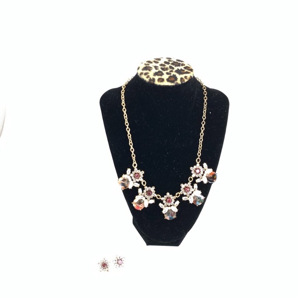 CUBIC ZIRCONIA NECKLACE AND EARRING - Picture 3 of 3